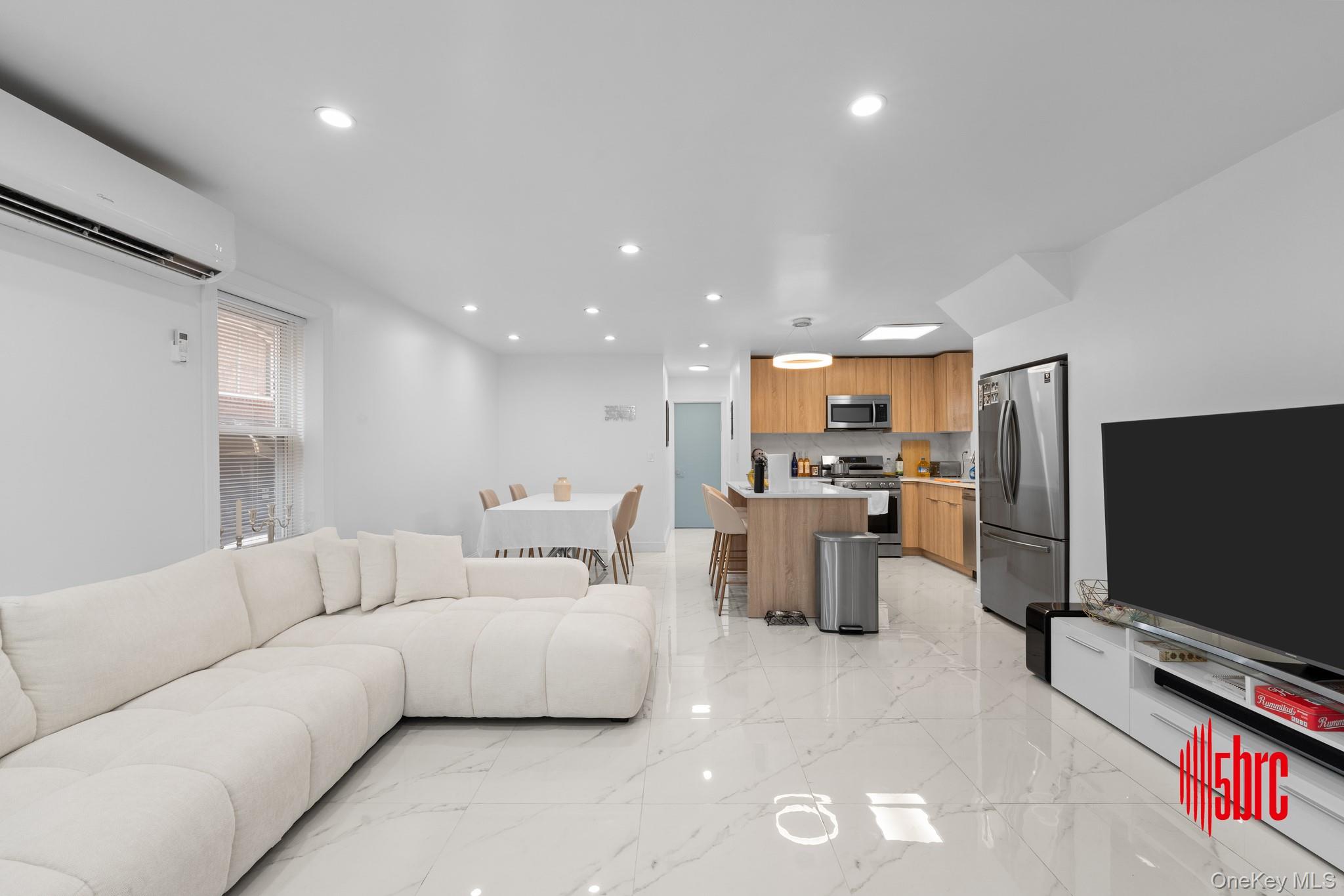 #4 photo, 1414 E 28th Street, Brooklyn , NY 11210