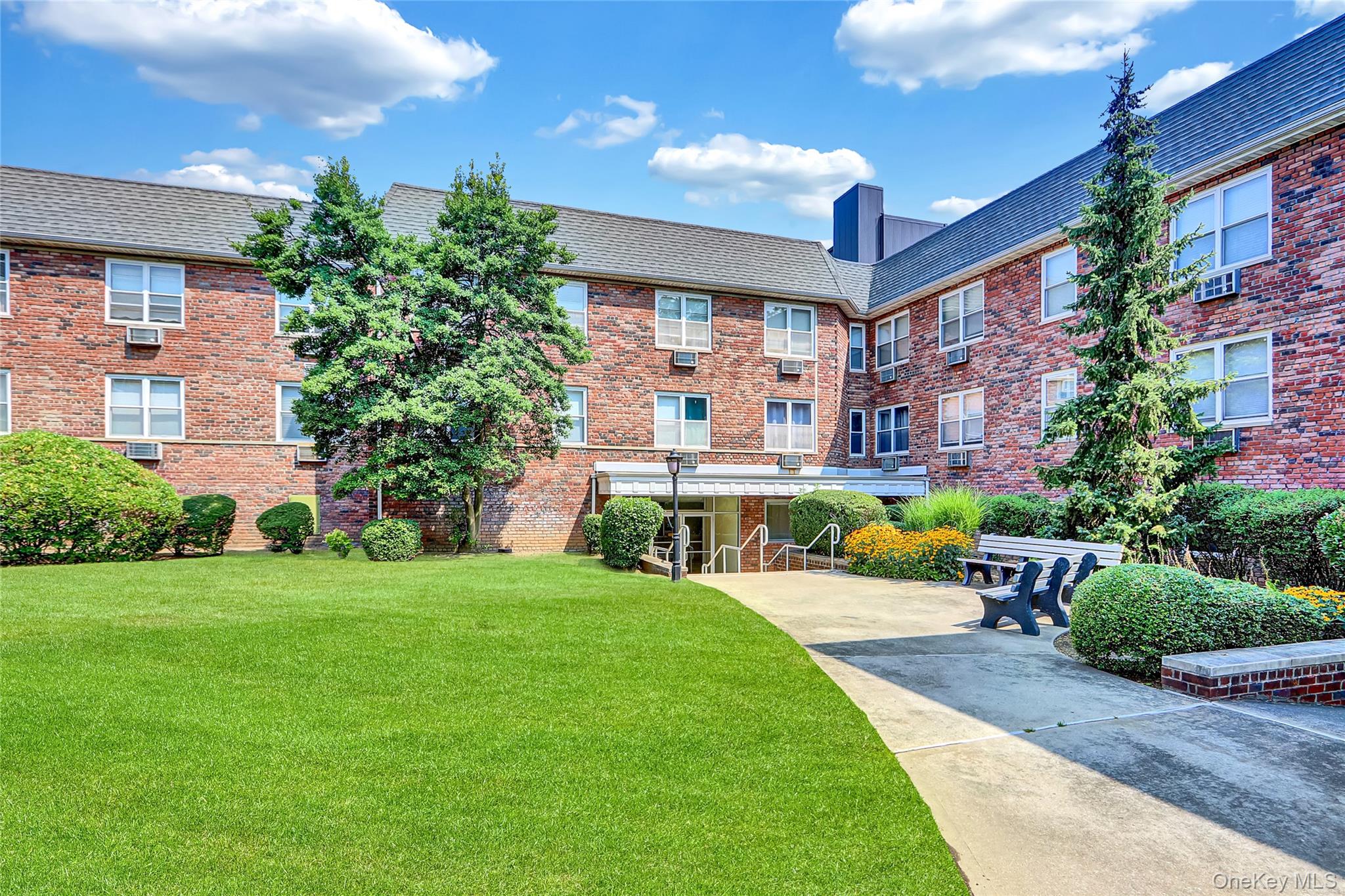 #1 photo, 30 Daley Place, Lynbrook , NY 11563