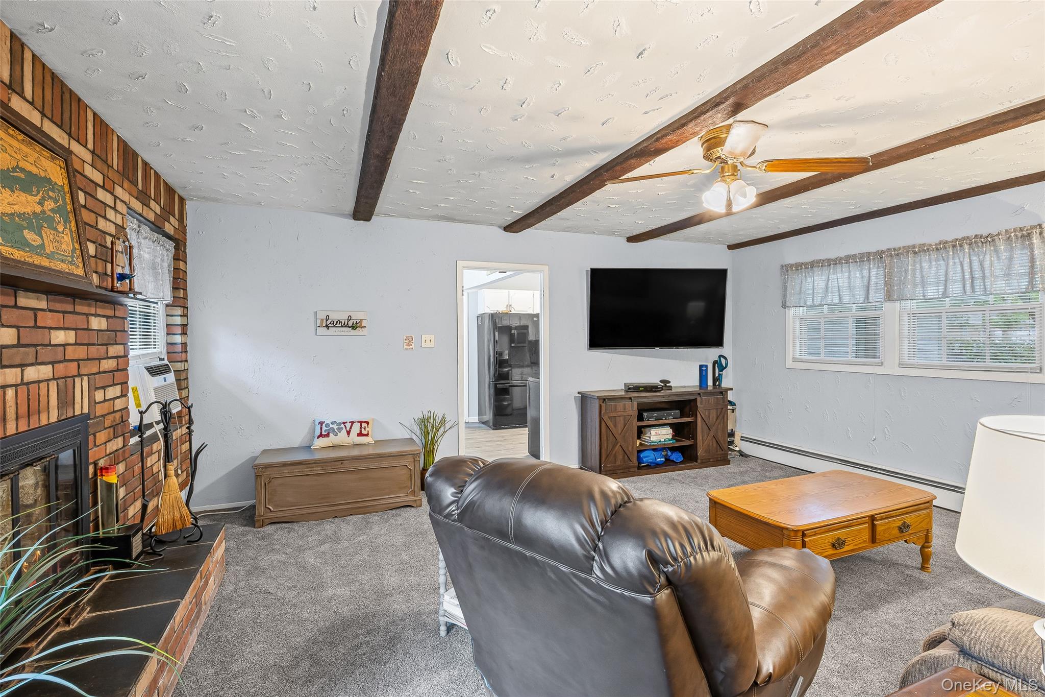 #15 photo, 10 Welbourn, Coram , NY 11727