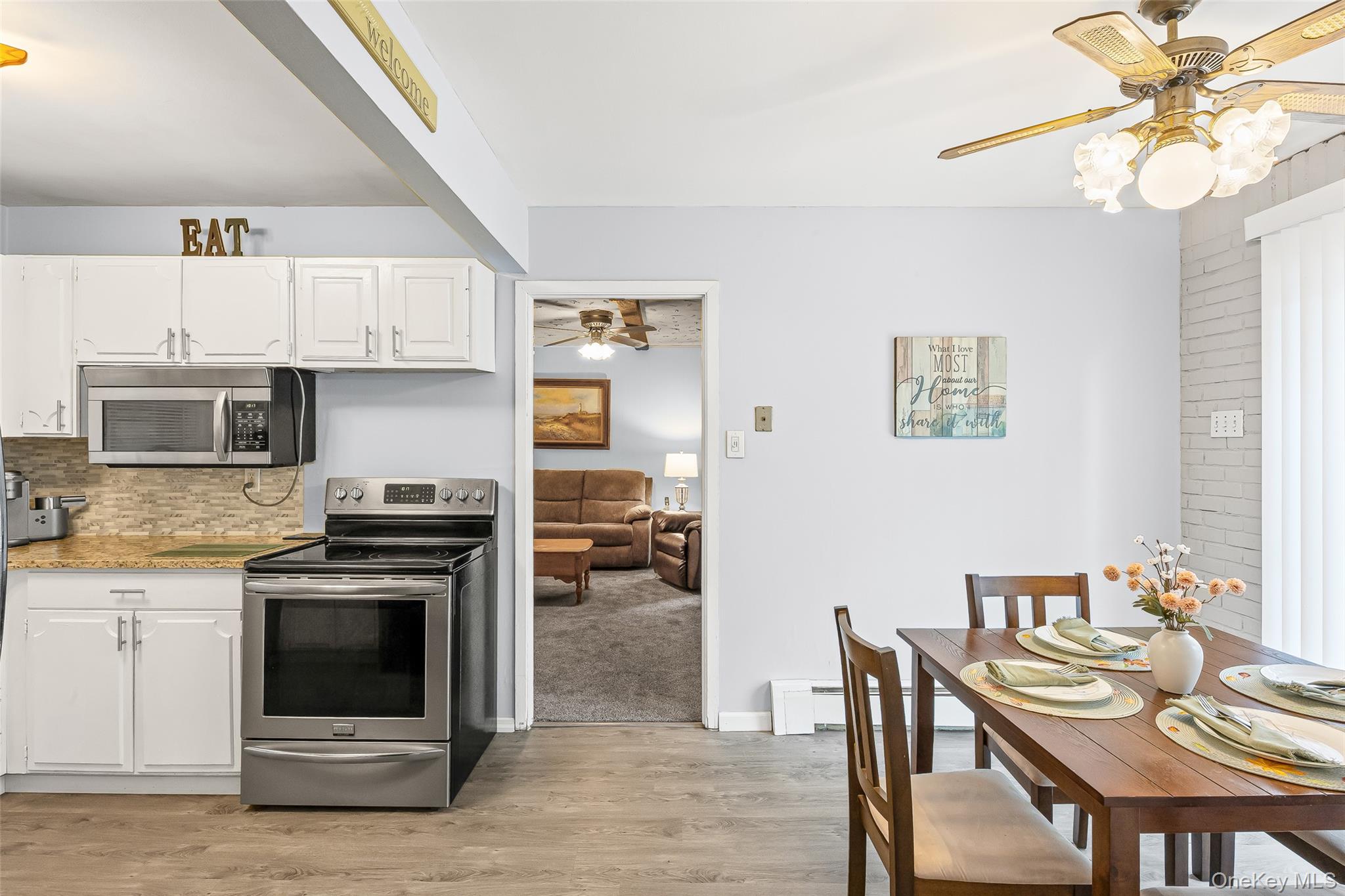 #18 photo, 10 Welbourn, Coram , NY 11727