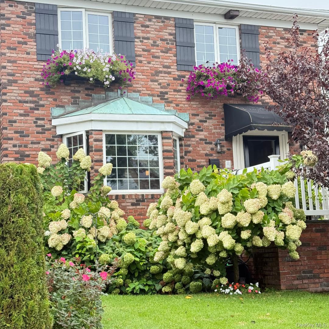 #2 photo, 16238 97th Street, クイーンズ区 Howard Beach , NY 11414