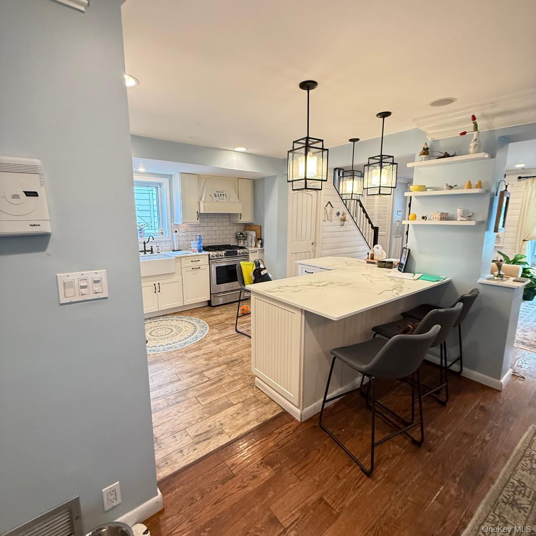 #4 photo, 16238 97th Street, クイーンズ区 Howard Beach , NY 11414