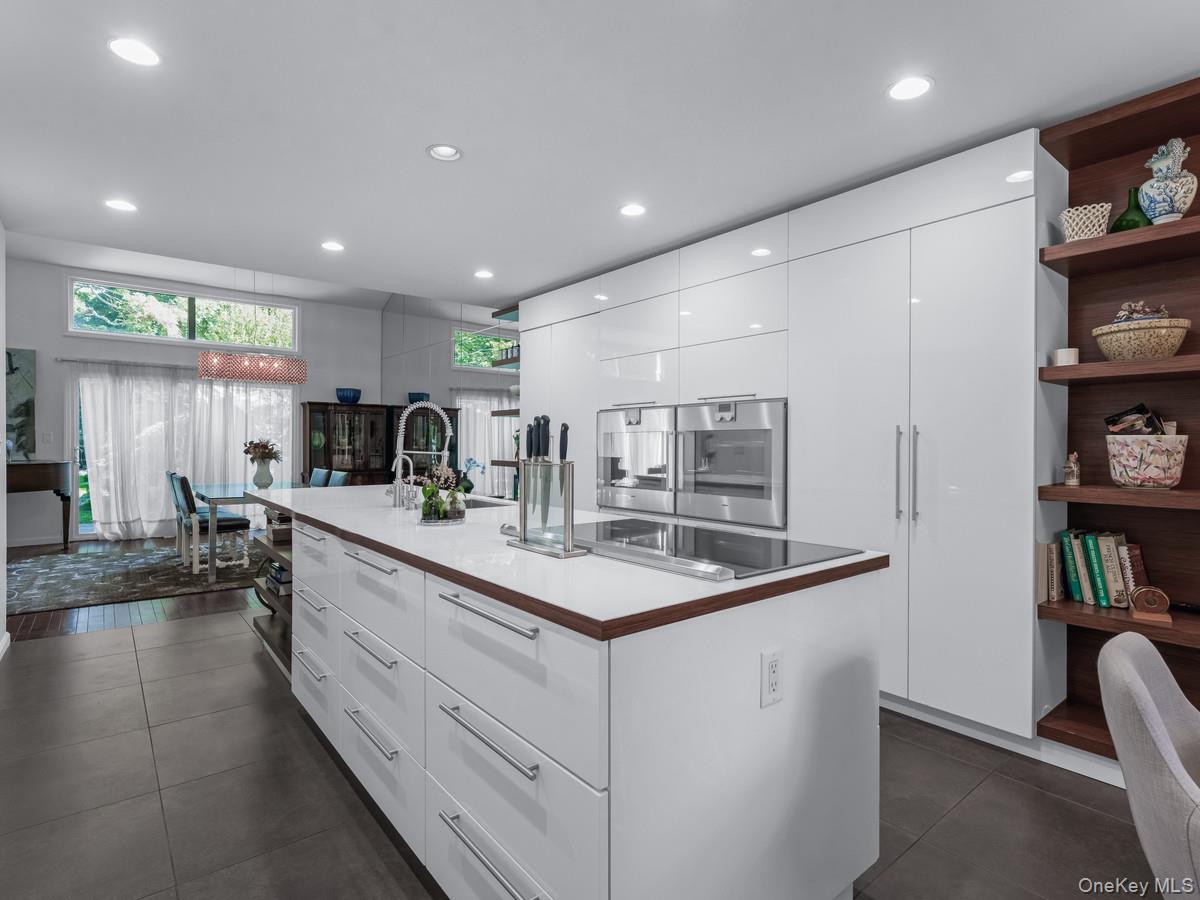 #11 photo, 15 Fairway Circle, ナッソー郡 Manhasset , NY 11030