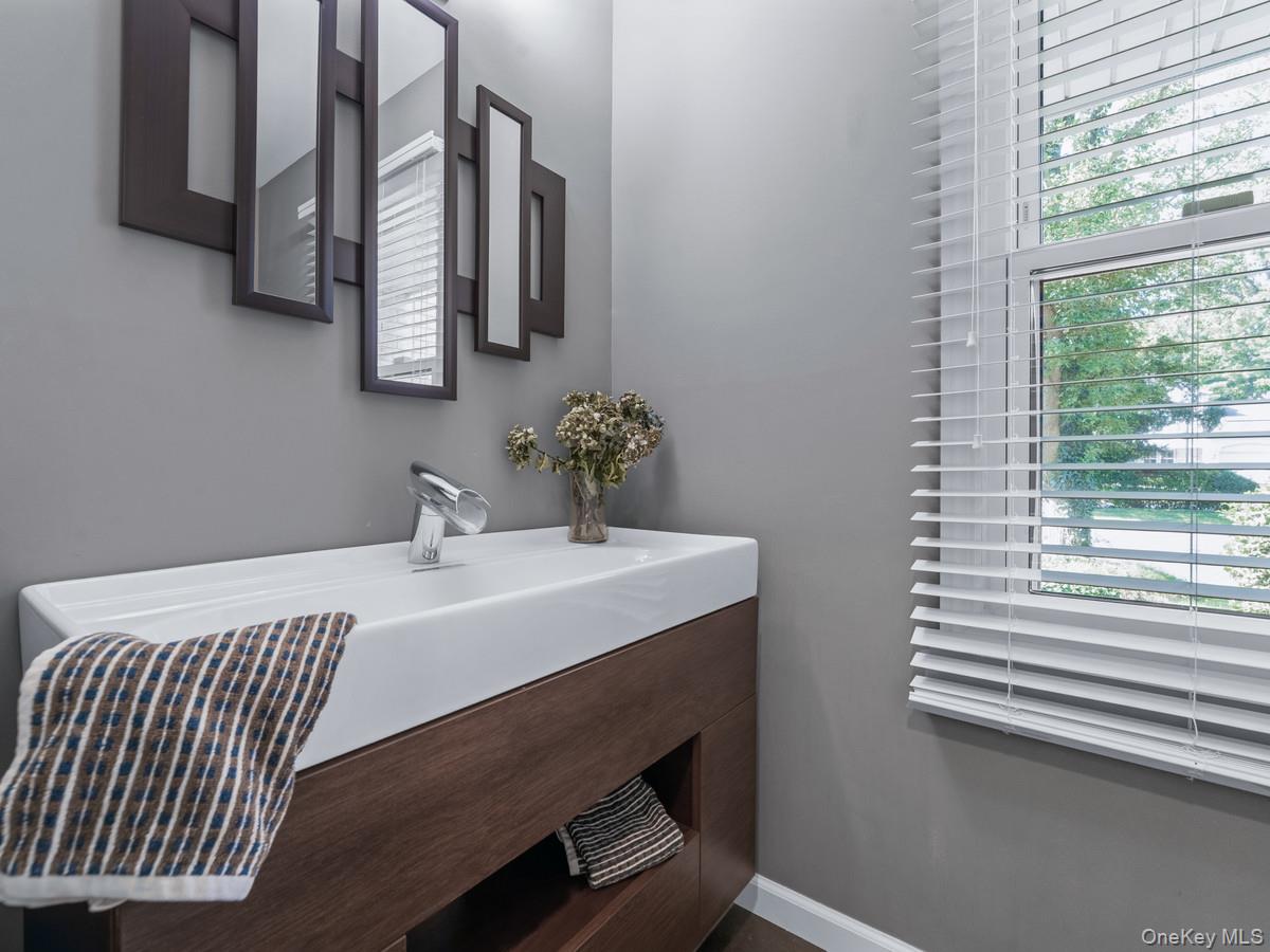 #7 photo, 15 Fairway Circle, ナッソー郡 Manhasset , NY 11030