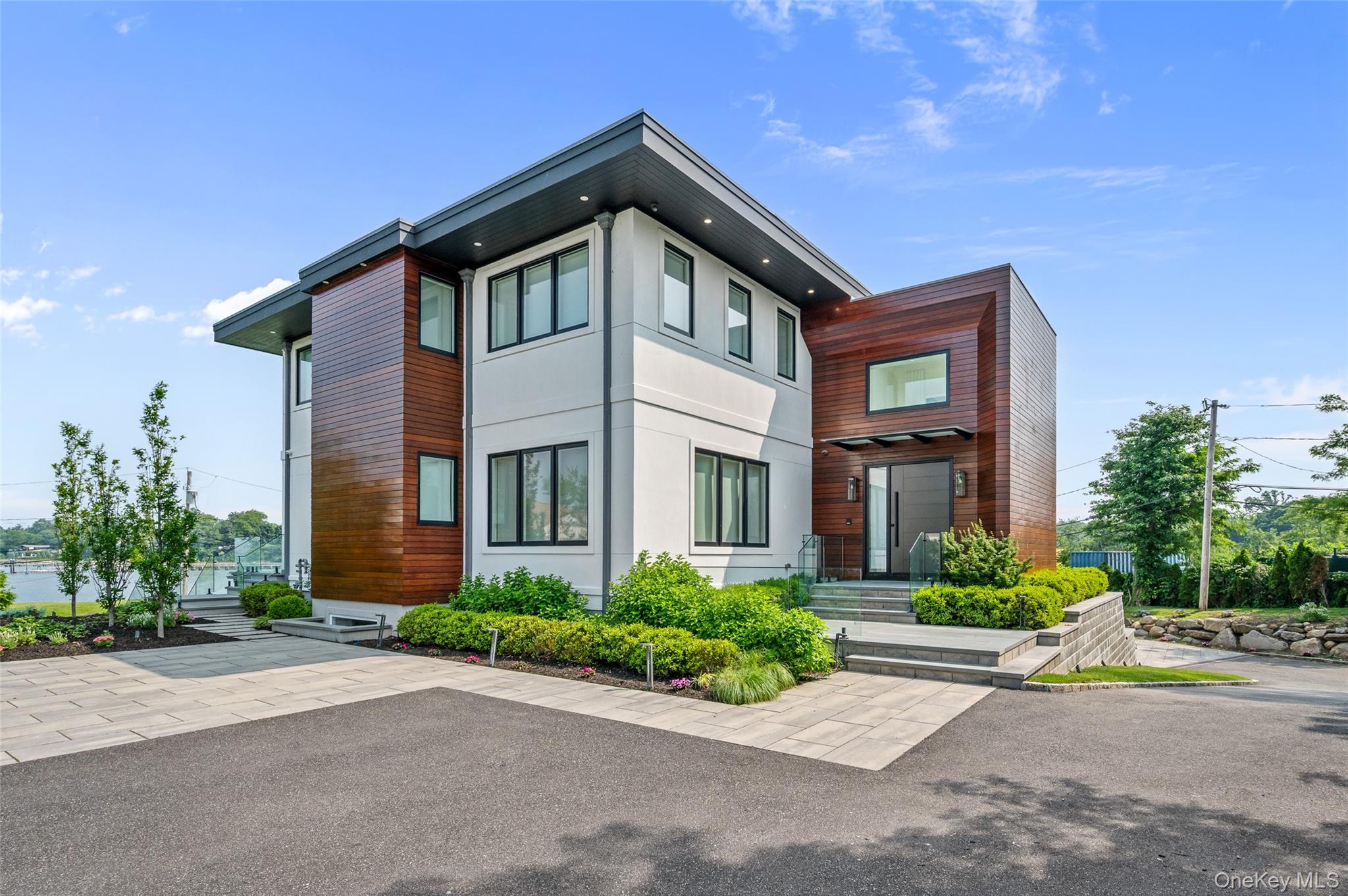 #1 photo, 70 Candy Ln, ナッソー郡 Great Neck , NY 11023