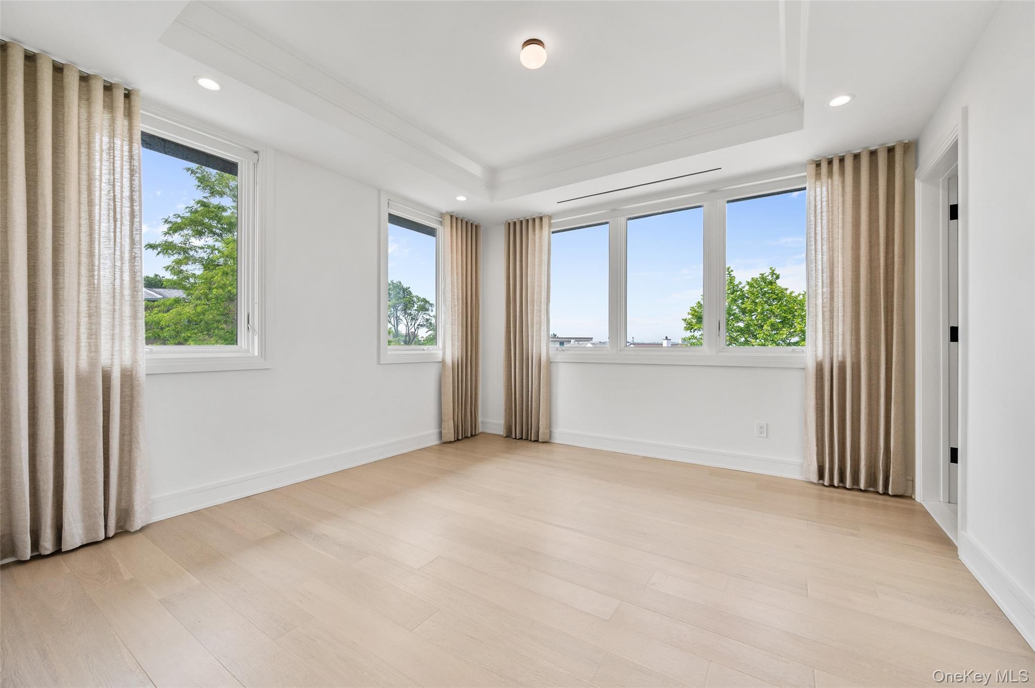 #19 photo, 70 Candy Ln, ナッソー郡 Great Neck , NY 11023