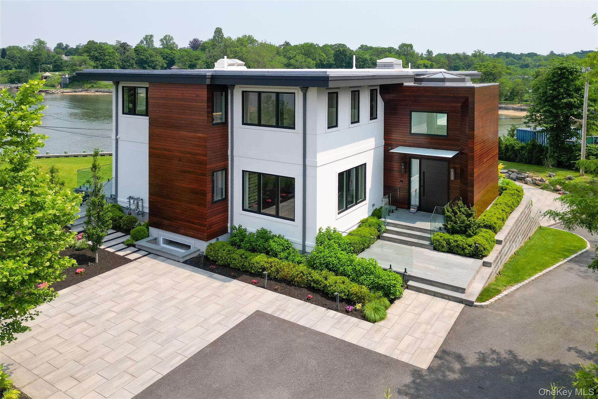 #2 photo, 70 Candy Ln, ナッソー郡 Great Neck , NY 11023