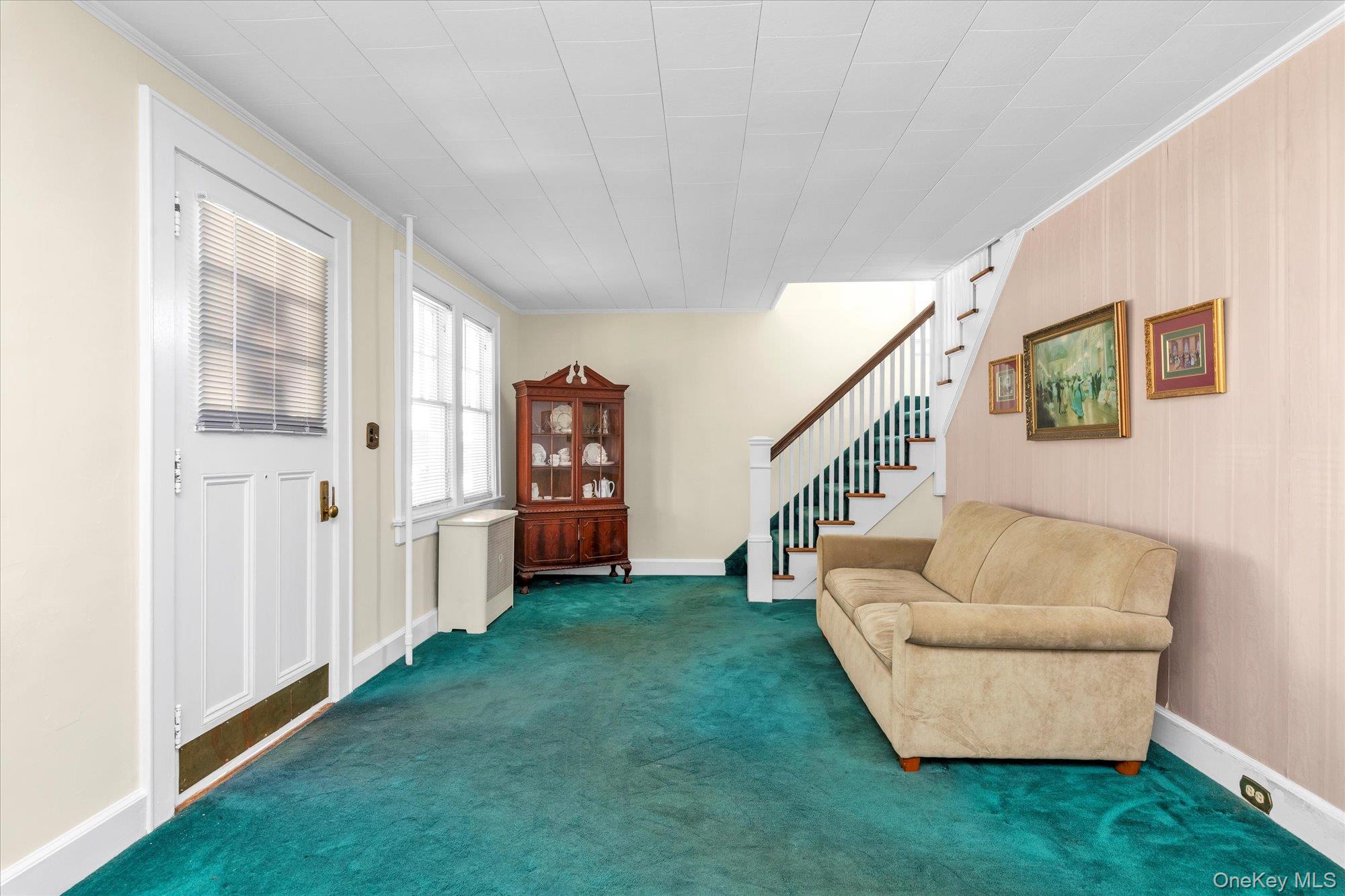 #4 photo, 21 Carter Court, Lynbrook , NY 11563