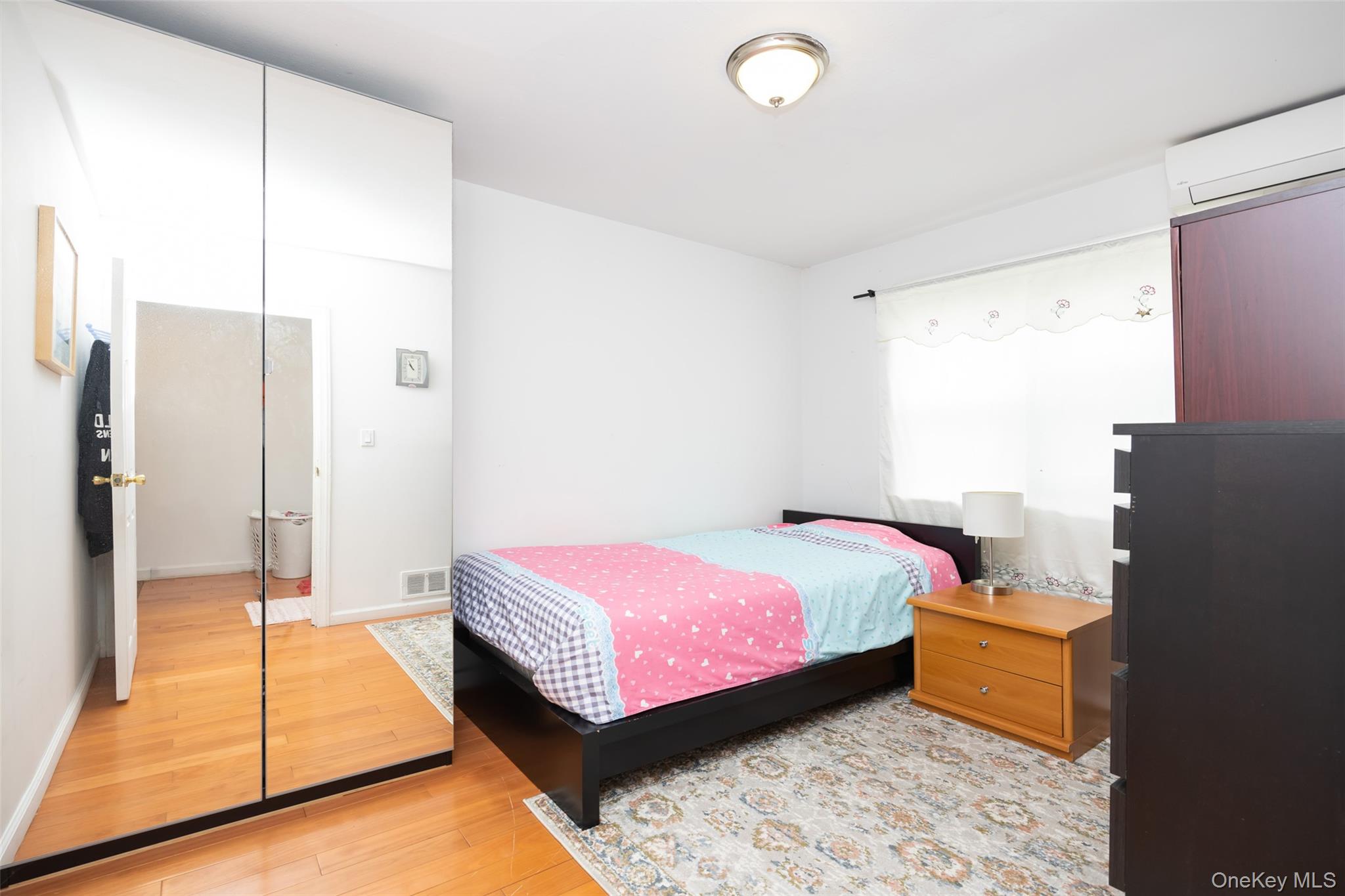 #10 photo, 15308 58th Road, كوينز Flushing , NY 11355