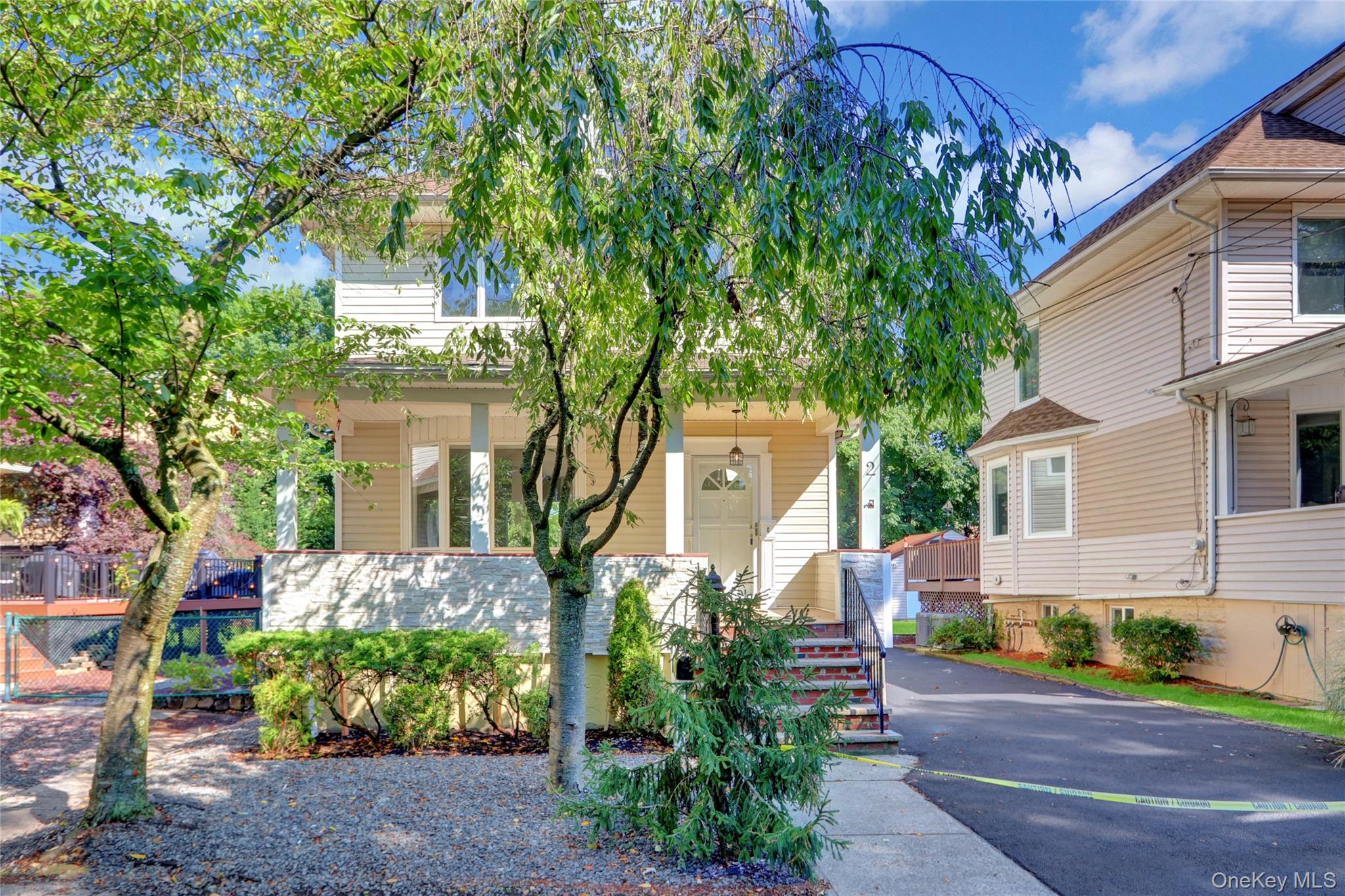 #1 photo, 2 Oak Court, स्टेटन द्वीप Staten Island , NY 10308