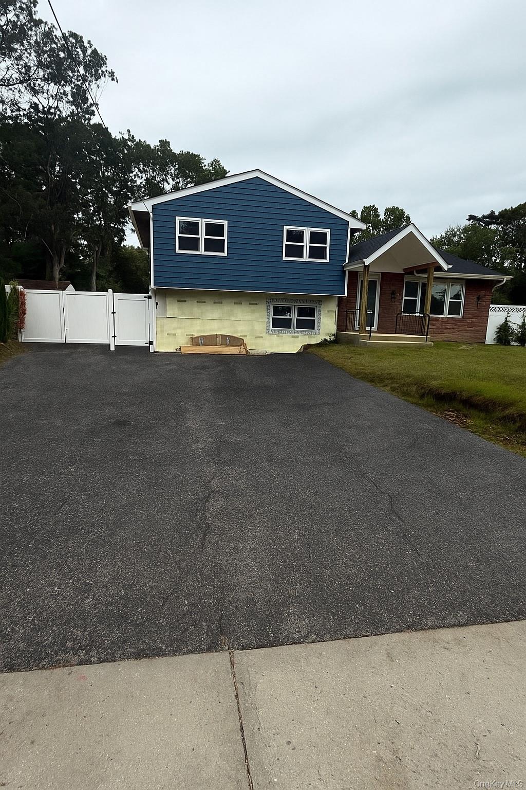 #1 photo, 354 Easton Street, Ronkonkoma , NY 11779