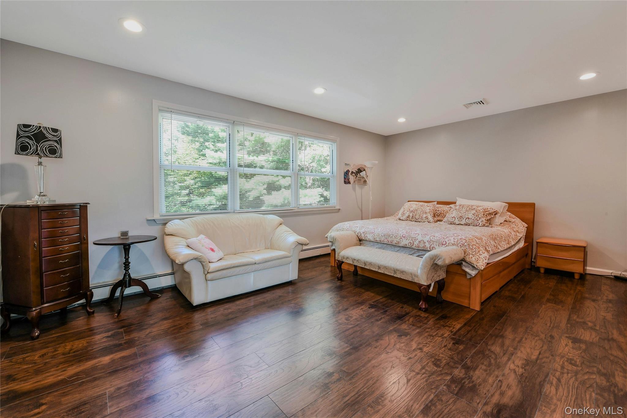 #13 photo, 27 Upper Sheep Pasture Road, East Setauket , NY 11733