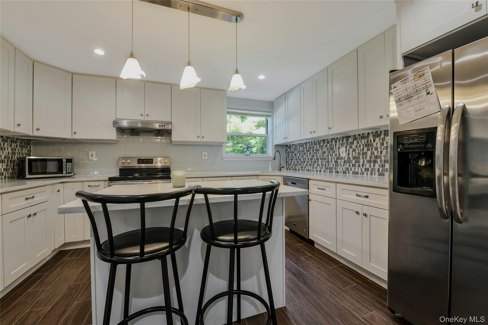 #7 photo, 27 Upper Sheep Pasture Road, East Setauket , NY 11733