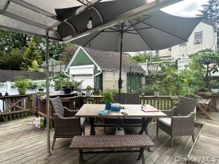 #11 photo, 35-20 Utopia Parkway, Flushing , NY 11358