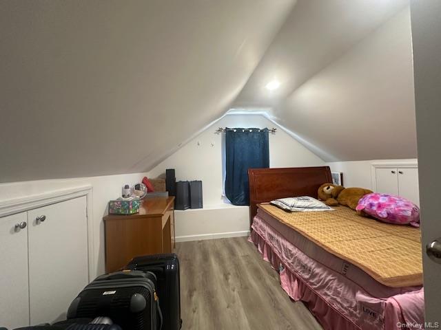 #4 photo, 35-20 Utopia Parkway, Flushing , NY 11358