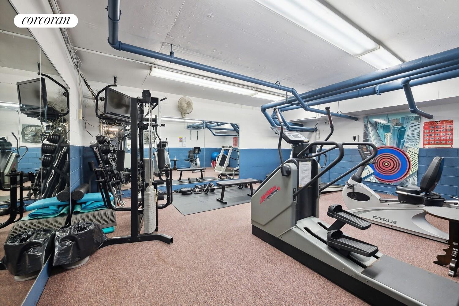 #11 photo, 353 E 72ND Street, Lenox Hill , NY 10021