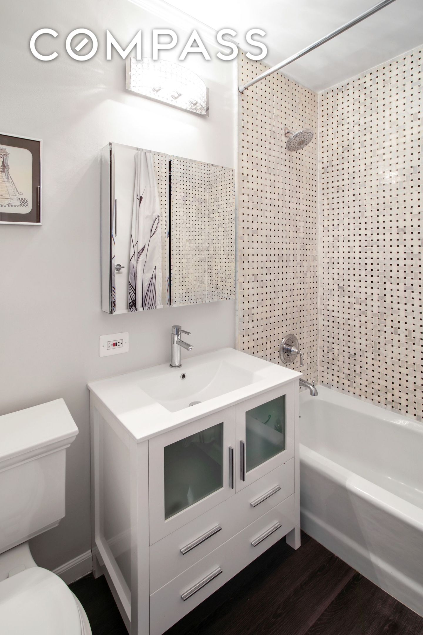 #12 photo, 44 W 62nd Street, マンハッタン Upper West Side , NY 10023