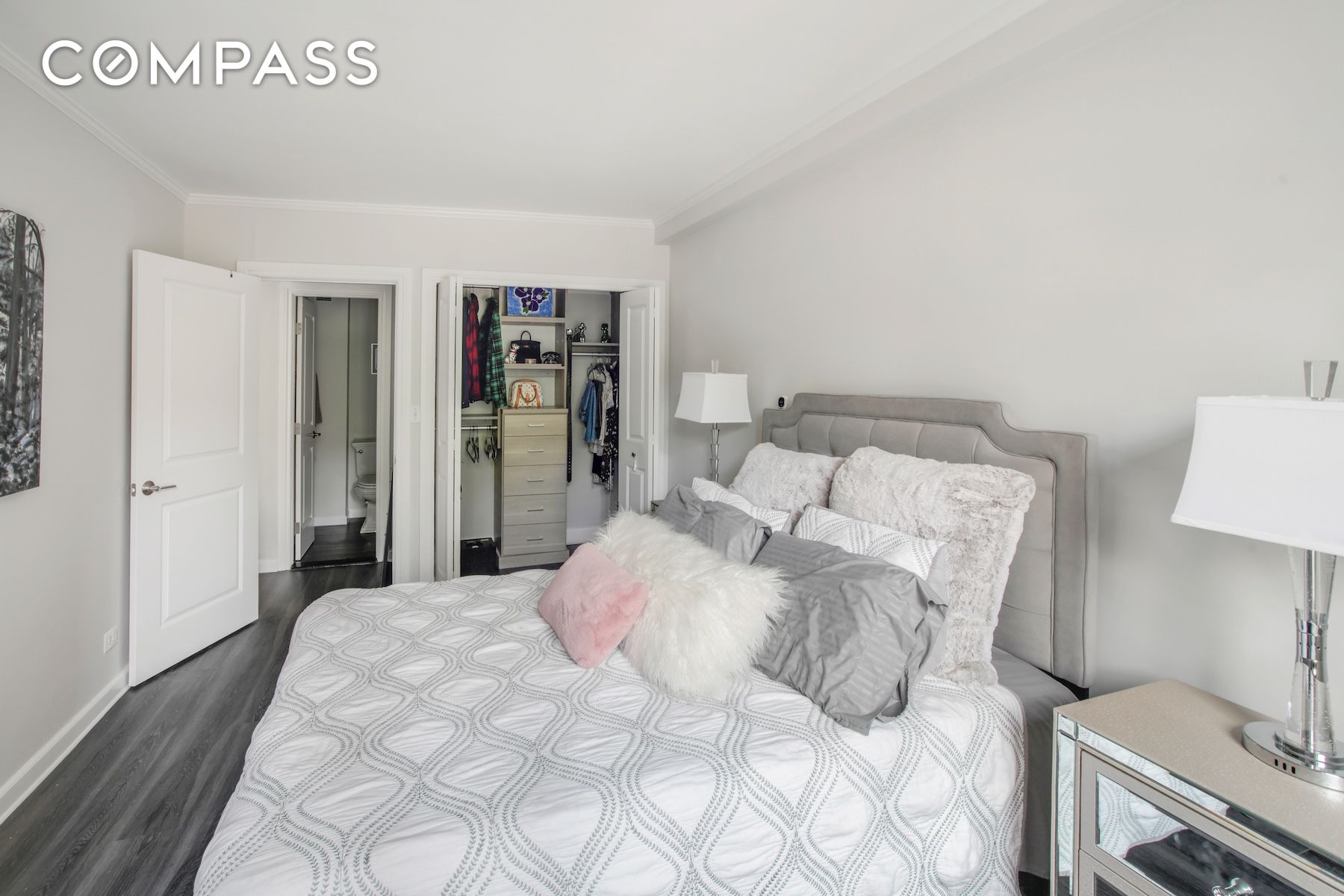 #8 photo, 44 W 62nd Street, マンハッタン Upper West Side , NY 10023