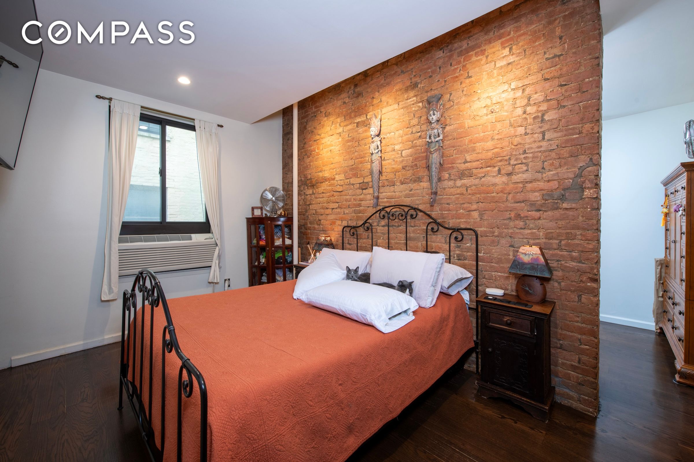 #6 photo, 1809 Adam Clayton Powell Jr Boulevard, マンハッタン Harlem , NY 10026