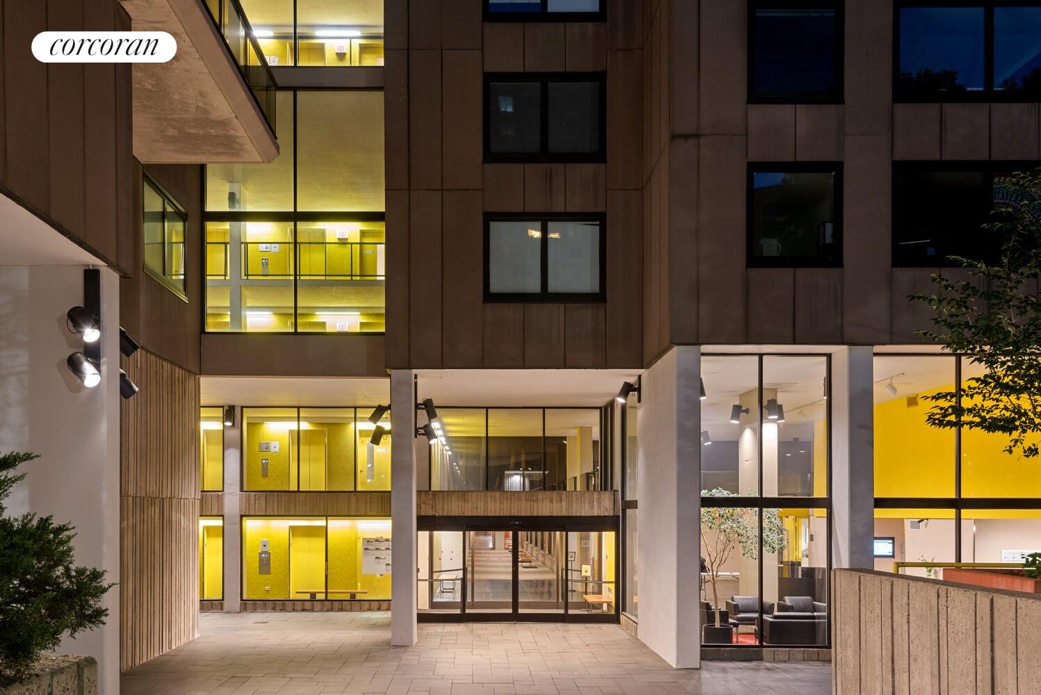 #17 photo, 531 MAIN Street, マンハッタン Roosevelt Island , NY 10044