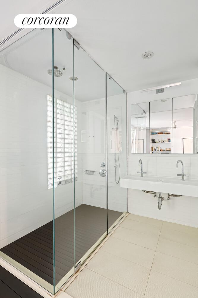 #15 photo, 536 COURT Street, ブルックリン区 Carroll Gardens , NY 11231