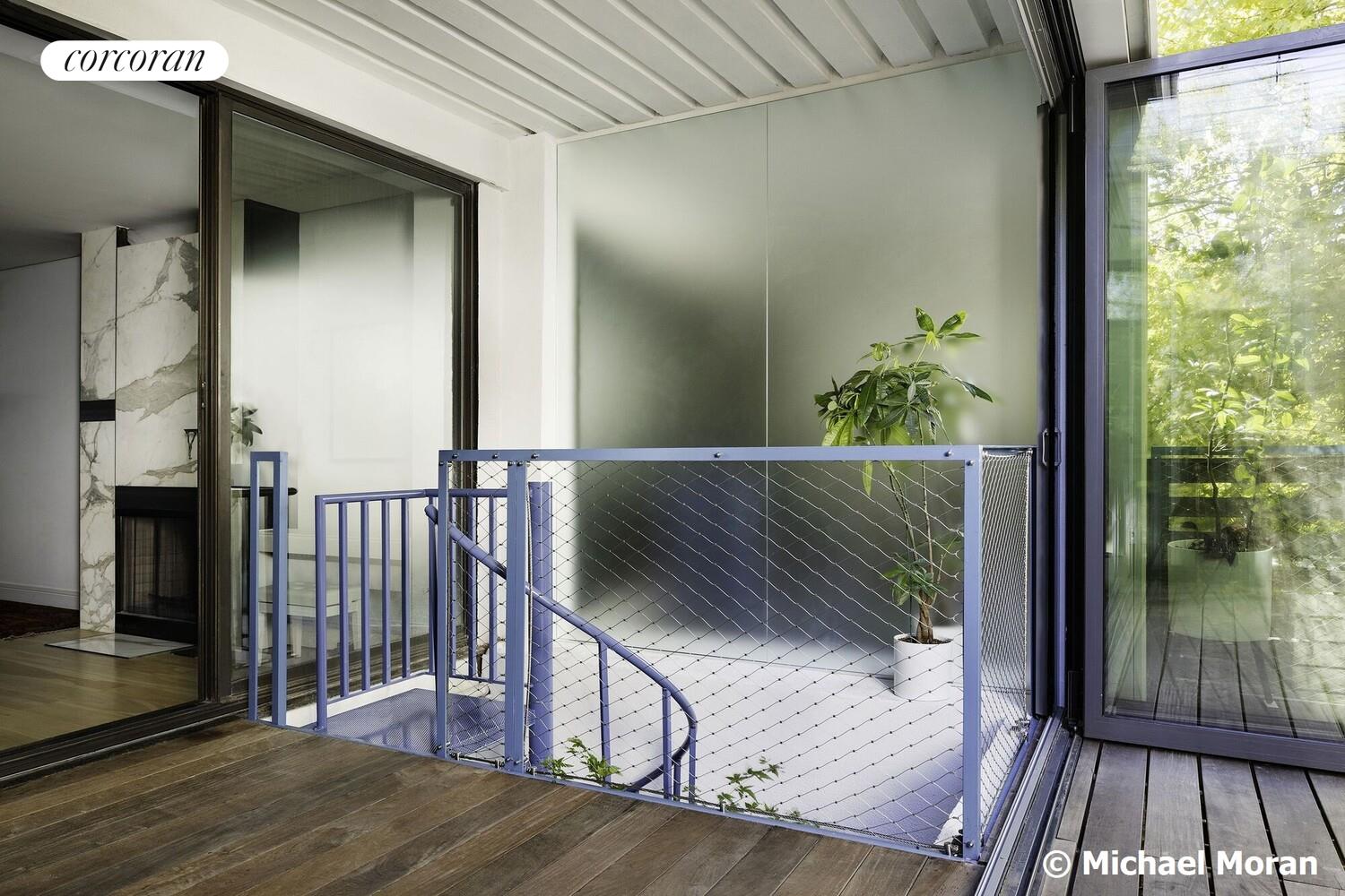 #8 photo, 536 COURT Street, ブルックリン区 Carroll Gardens , NY 11231