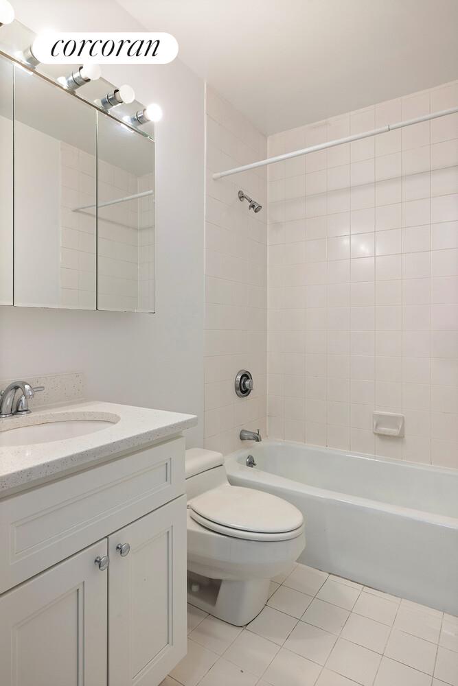 #3 photo, New York City, Hells Kitchen , NY 10019