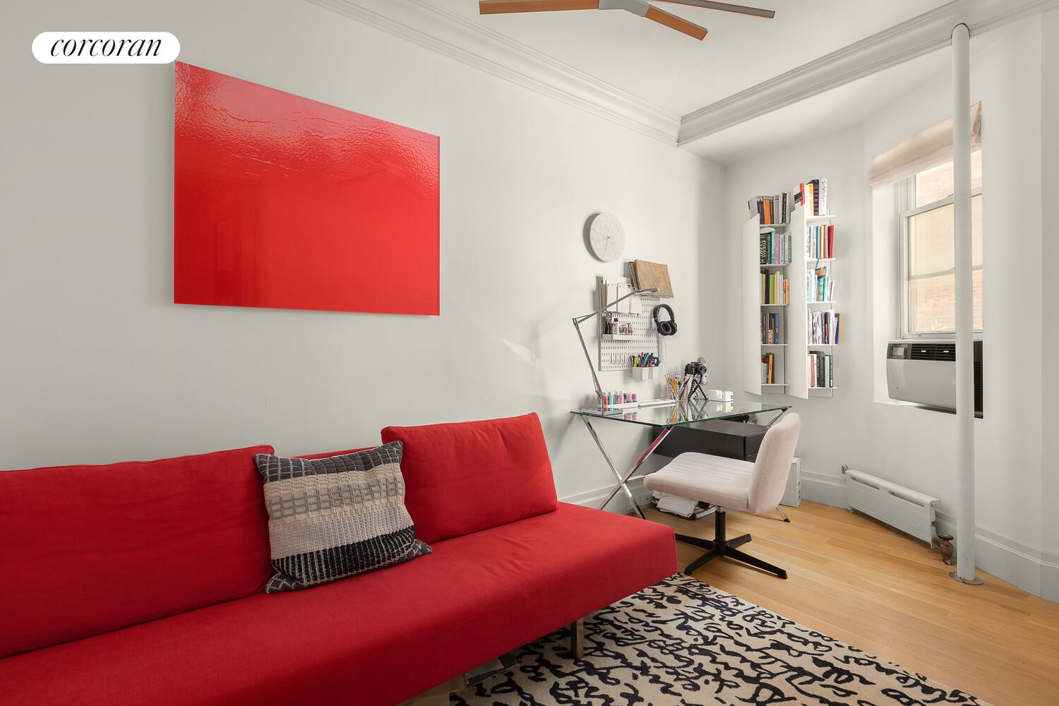 #15 photo, 140 W 10TH Street, West Village , NY 10014