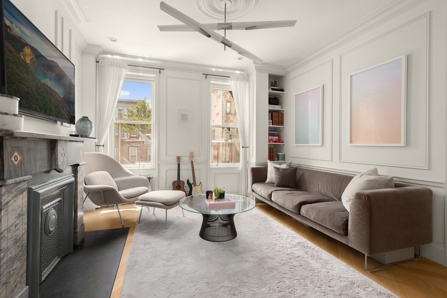 #5 photo, 140 W 10TH Street, West Village , NY 10014