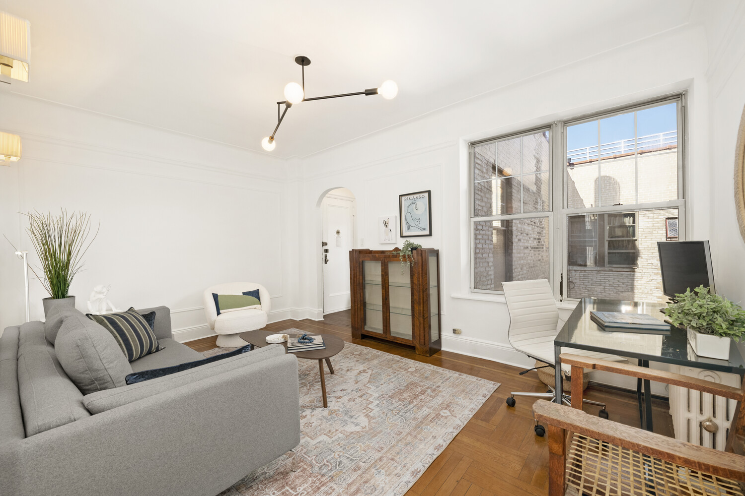 #4 photo, 232 E 6TH Street, East Village , NY 10003