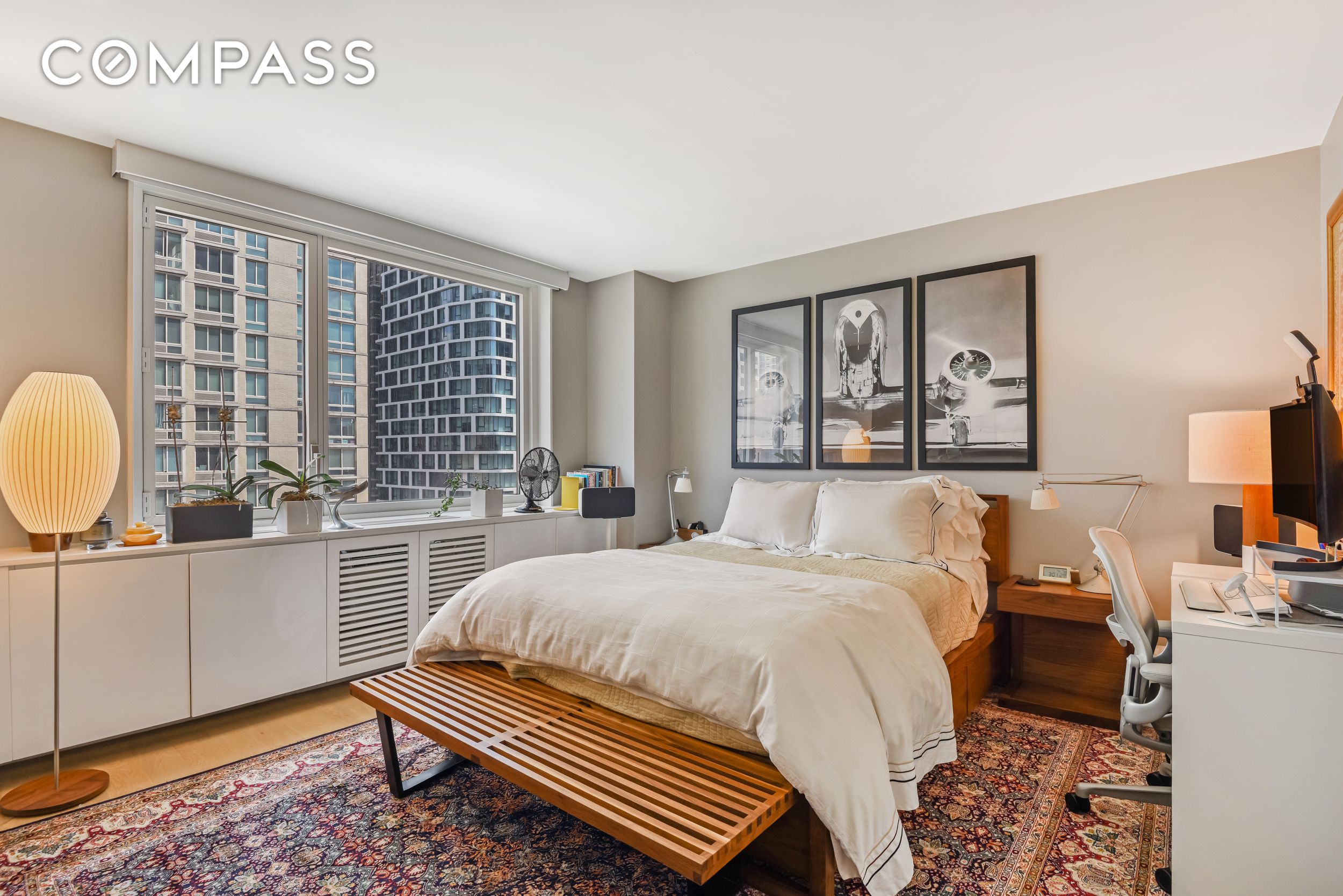 #10 photo, 301 W 53rd Street, マンハッタン Hell's Kitchen , NY 10019