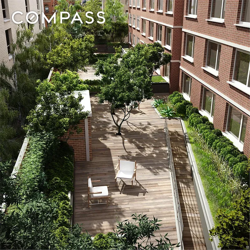 #15 photo, 301 W 53rd Street, マンハッタン Hell's Kitchen , NY 10019