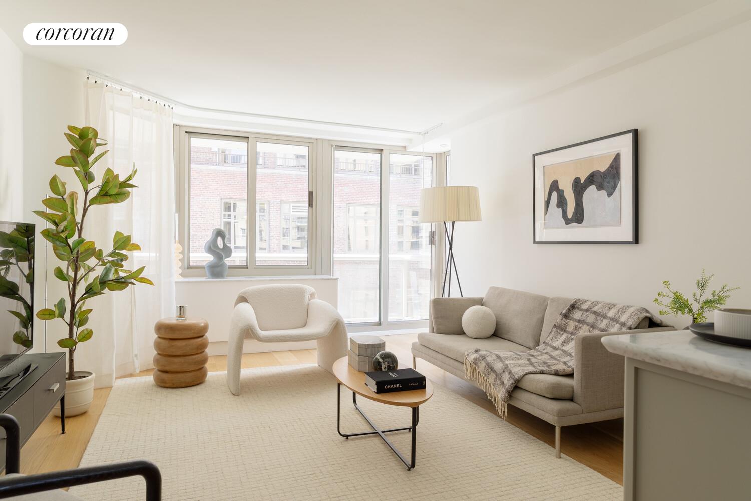 #1 photo, 234 E 46TH Street, マンハッタン Turtle Bay , NY 10017