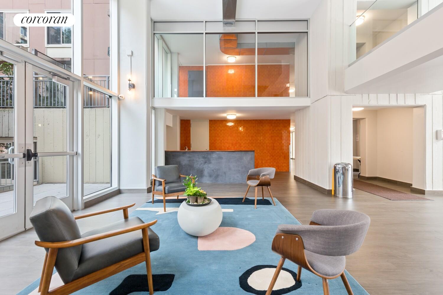 #13 photo, 555 MAIN Street, マンハッタン Roosevelt Island , NY 10044