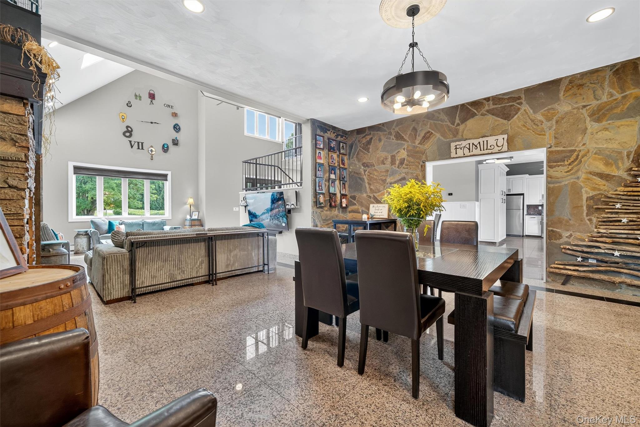 #10 photo, 346 Mullock Road, Middletown , NY 10940