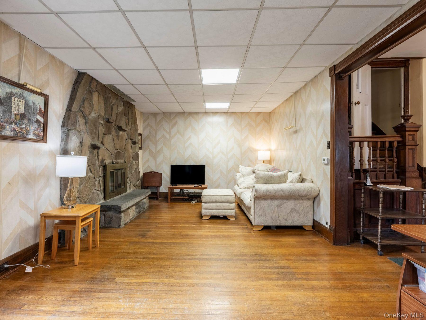 #9 photo, 123 Vineyard Avenue, Highland , NY 12528