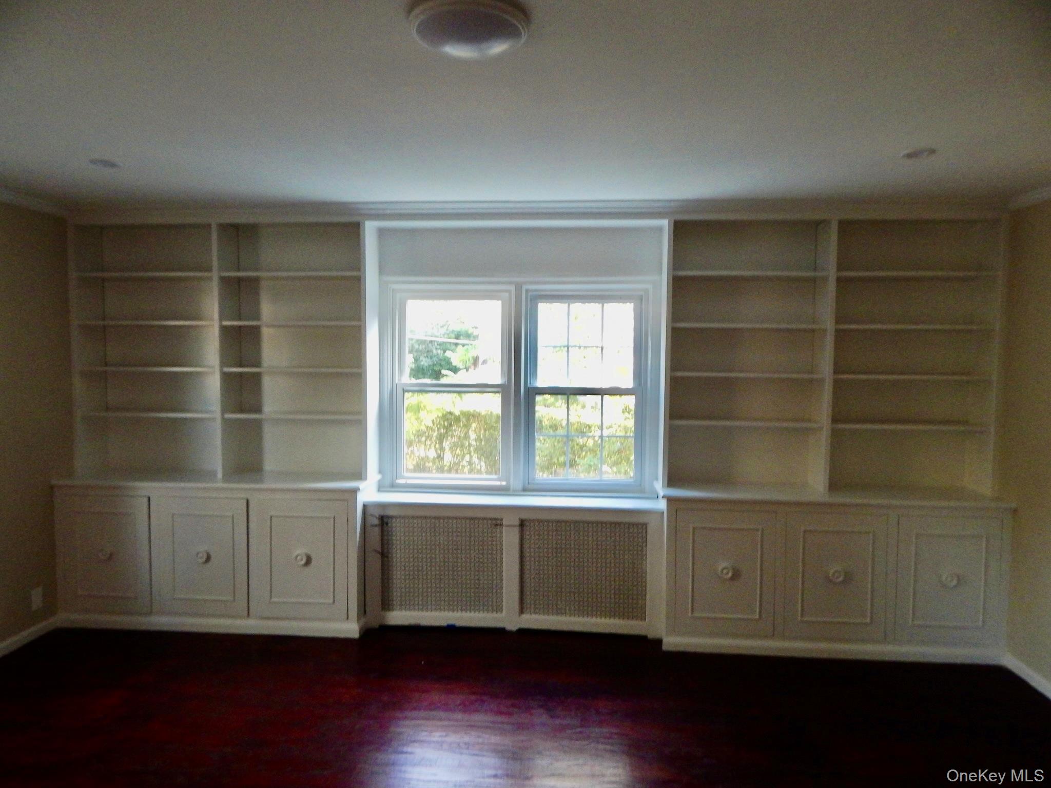 #5 photo, 146 Summerfield Street, Scarsdale , NY 10583