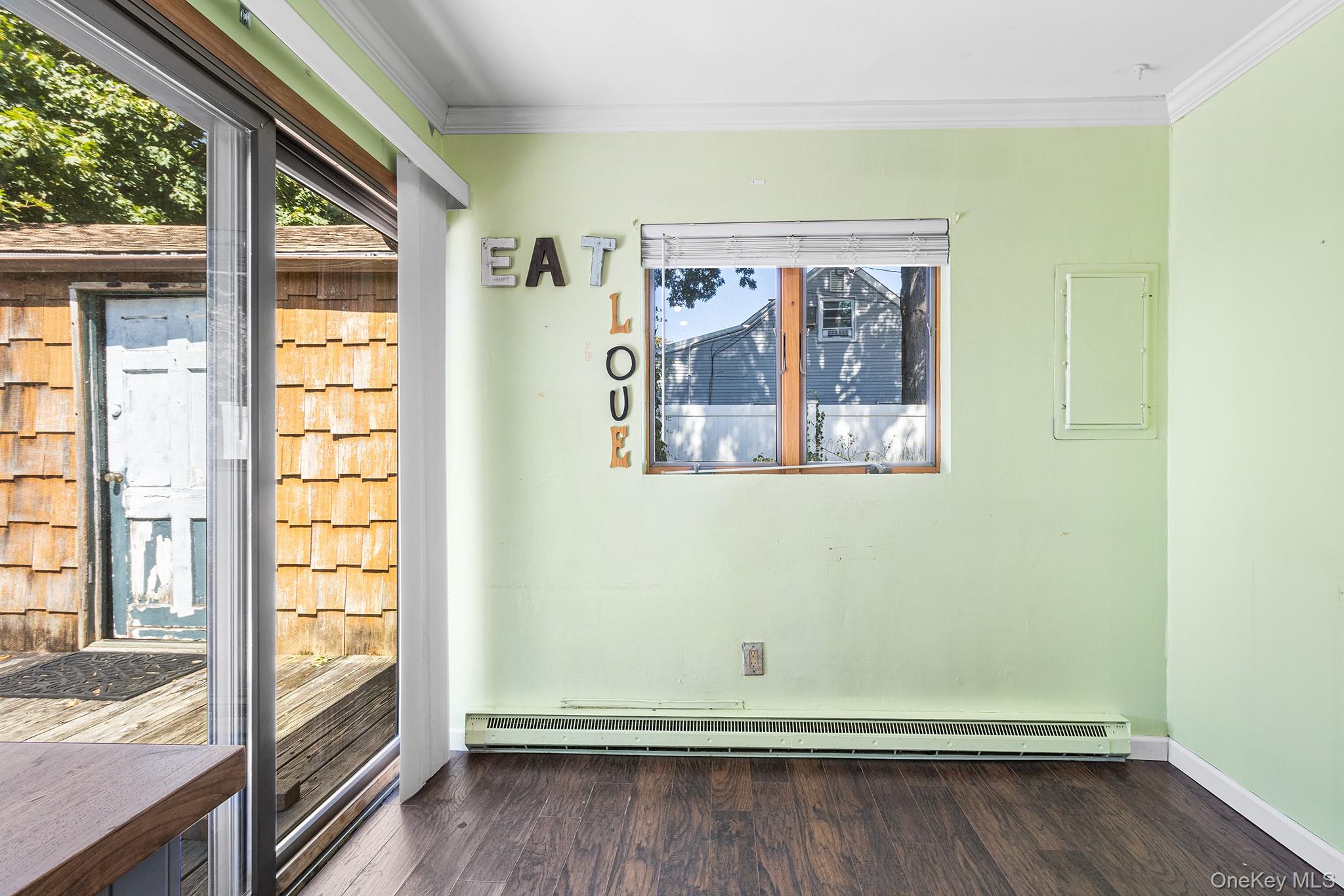 #10 photo, 146 E Carmans Road, East Farmingdale , NY 11735