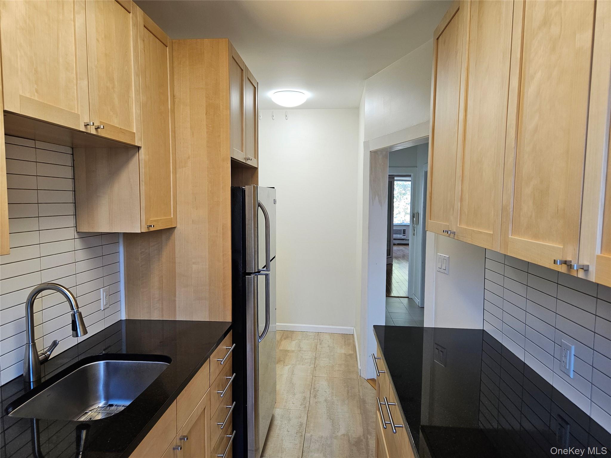 #5 photo, 4829 40th Street, Sunnyside , NY 11104