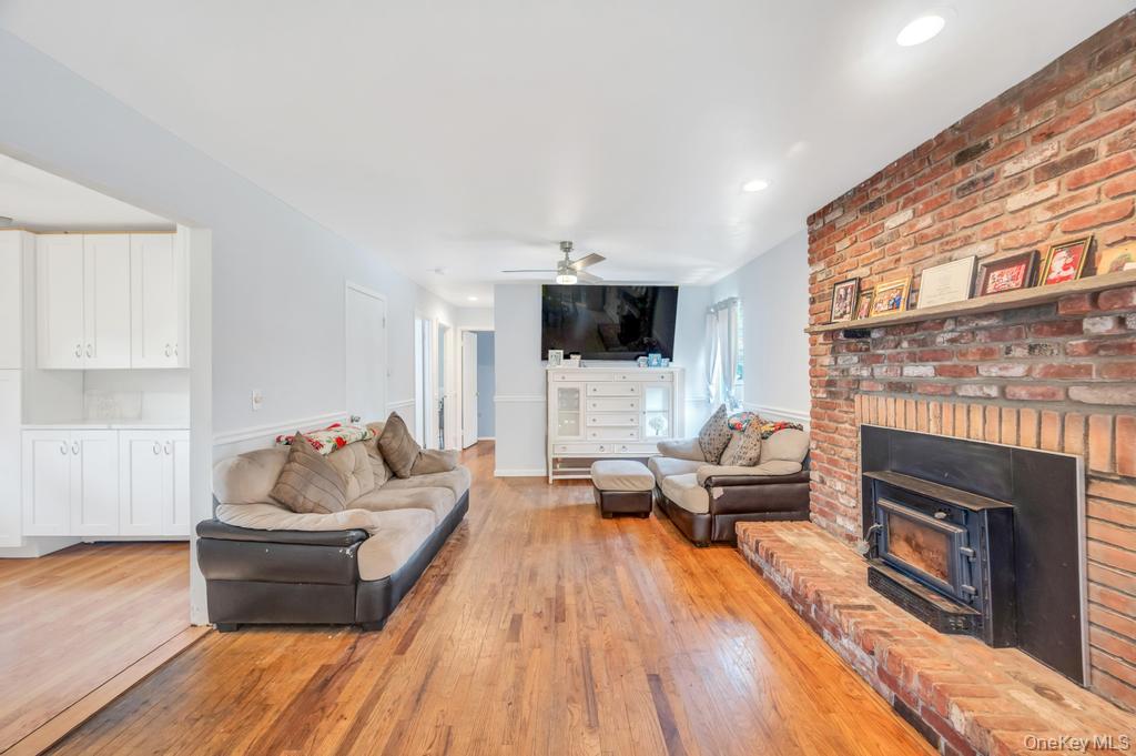 #15 photo, 309 Dogwood Road, Mastic Beach , NY 11951