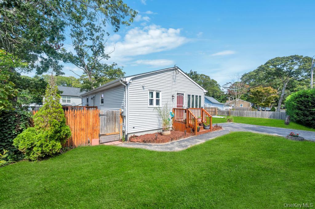 #3 photo, 309 Dogwood Road, Mastic Beach , NY 11951