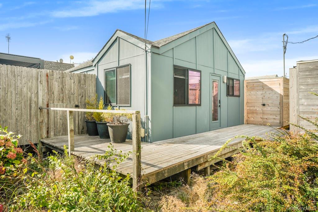 #3 photo, 172 Main Walk, サフォーク郡 Cherry Grove , NY 11782