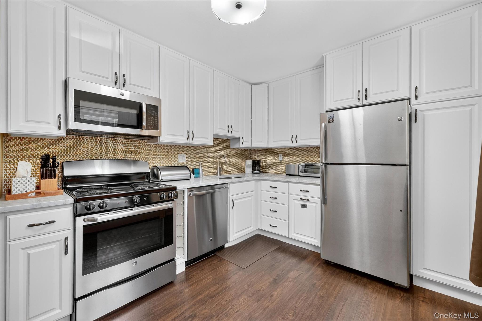 #5 photo, 1840 Crompond Road, Peekskill , NY 10566