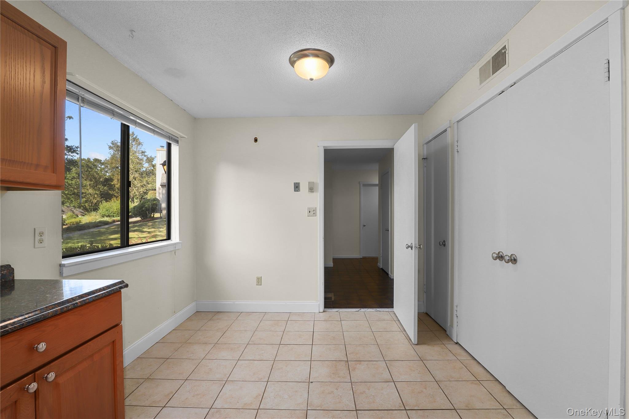 #11 photo, 316 Heritage Hills, Somers , NY 10589