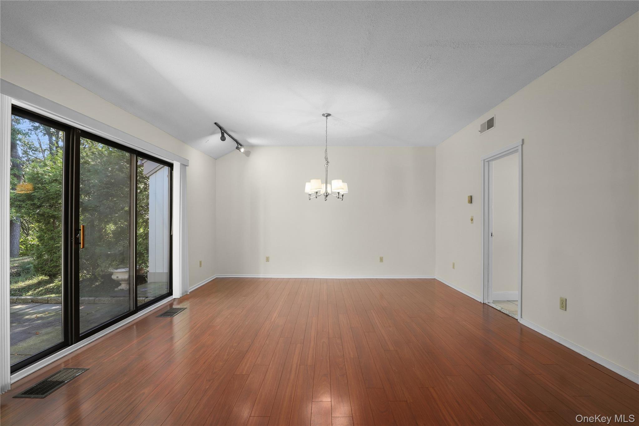 #3 photo, 316 Heritage Hills, Somers , NY 10589