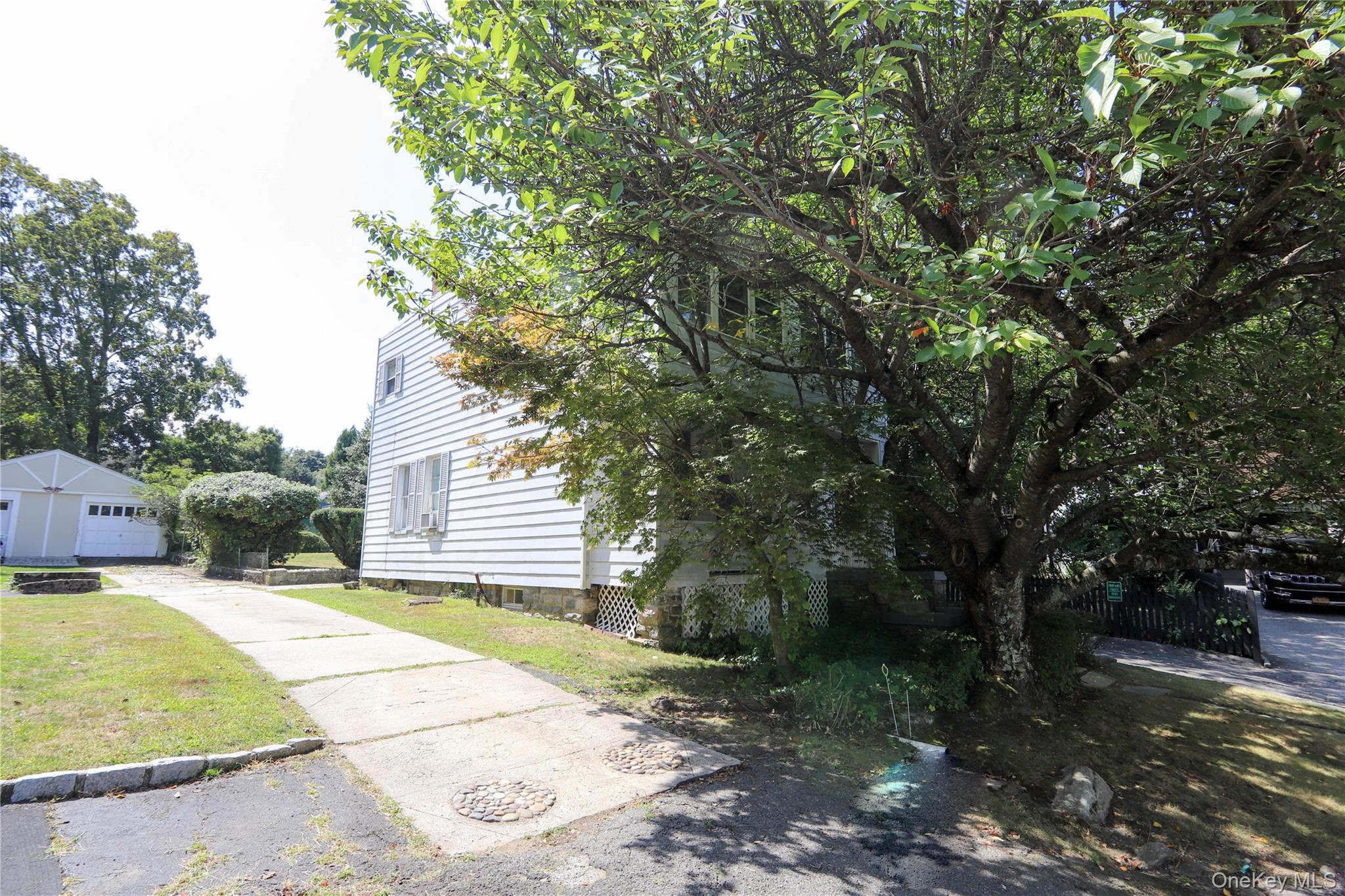 #3 photo, 43 Putnam Avenue, Tarrytown , NY 10591