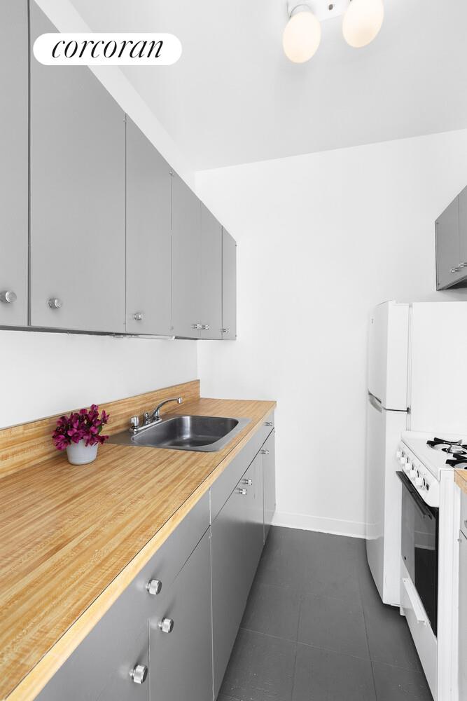 #4 photo, 720 GREENWICH Street, West Village , NY 10014