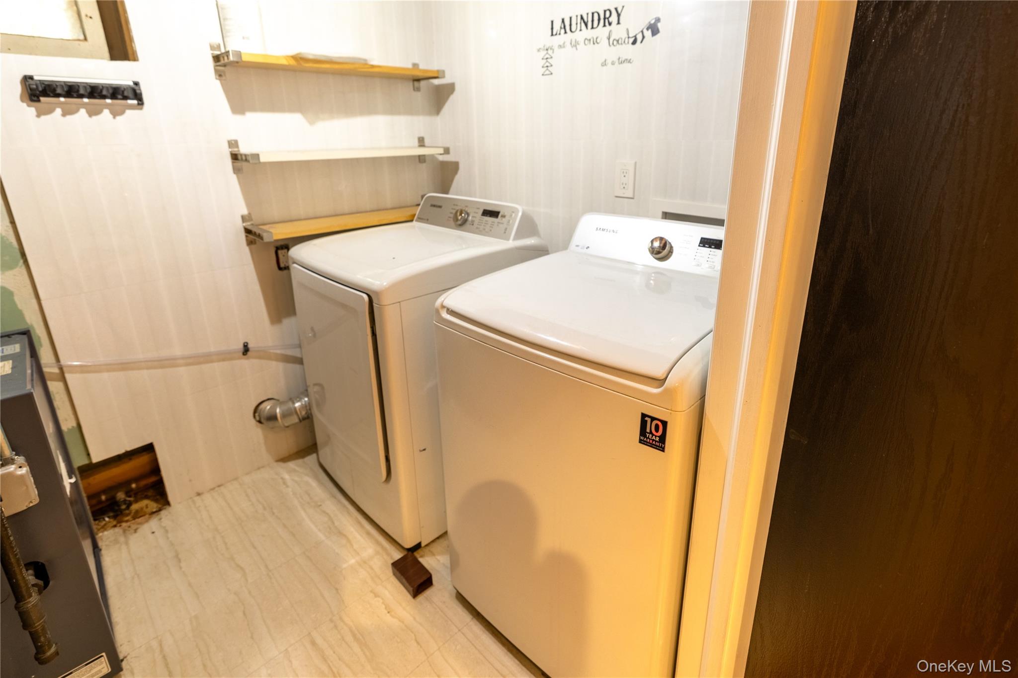 #16 photo, 1035 Wool Avenue, Franklin Square , NY 11010