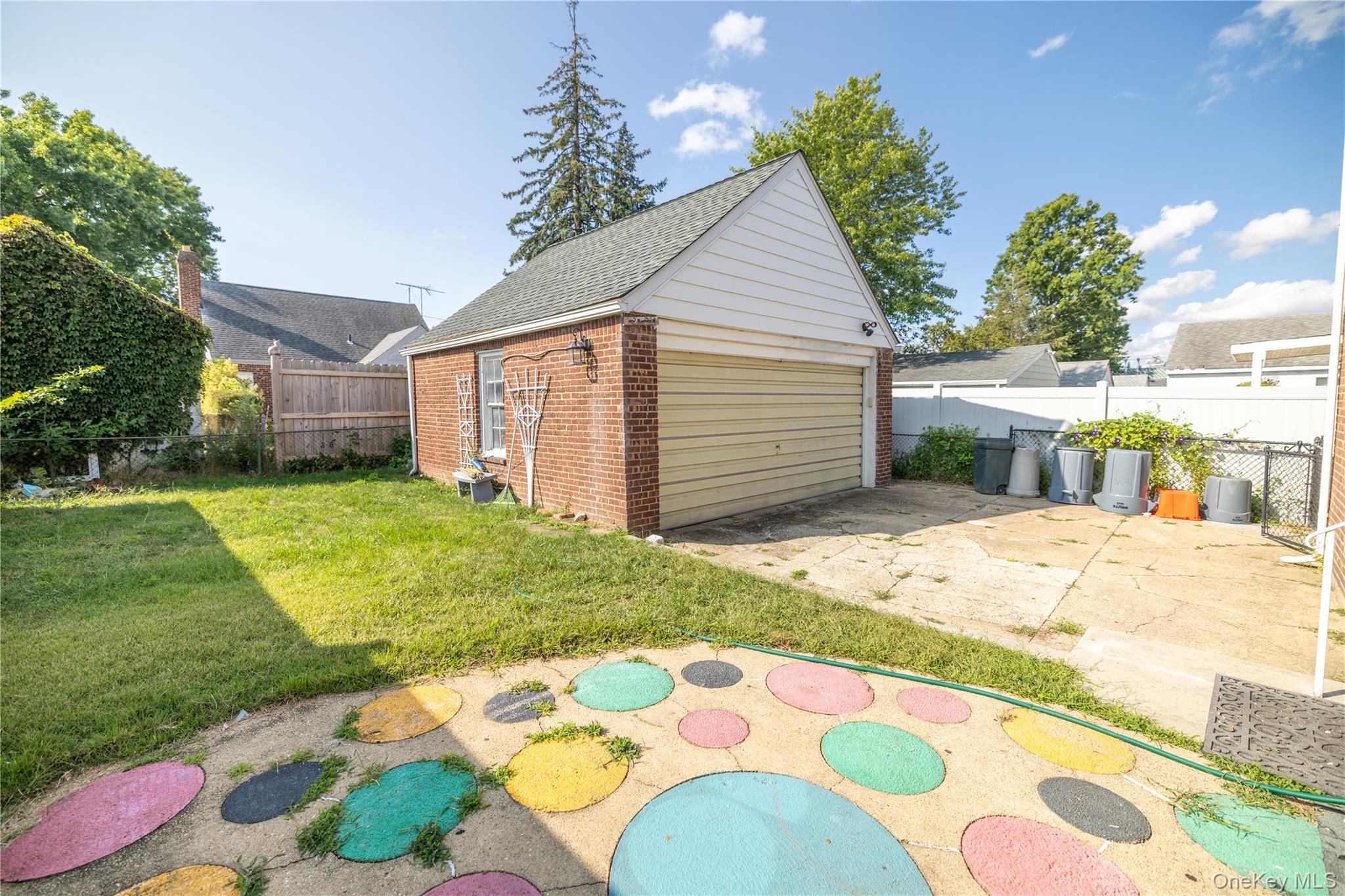 #18 photo, 1035 Wool Avenue, Franklin Square , NY 11010