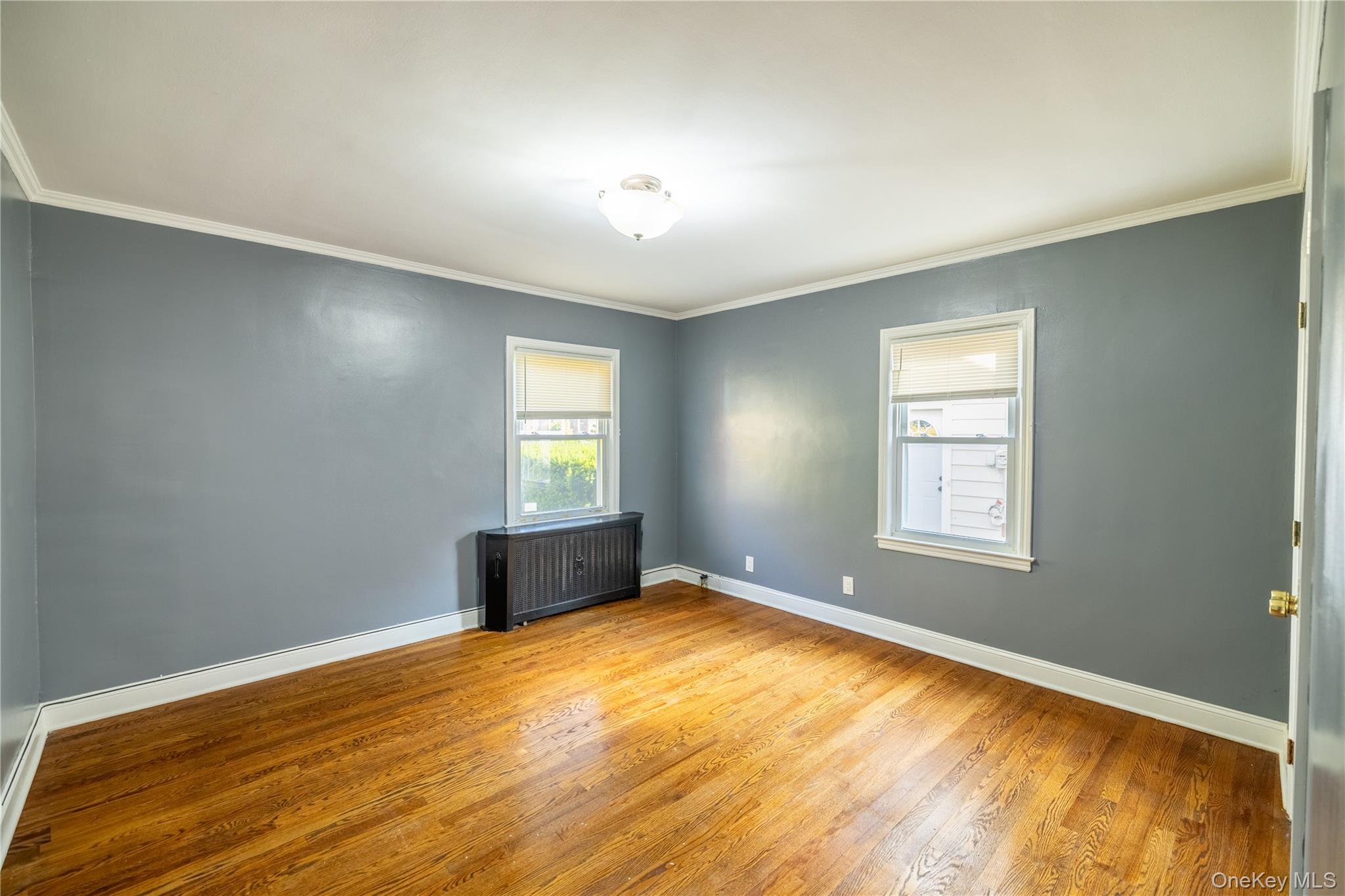 #6 photo, 1035 Wool Avenue, Franklin Square , NY 11010